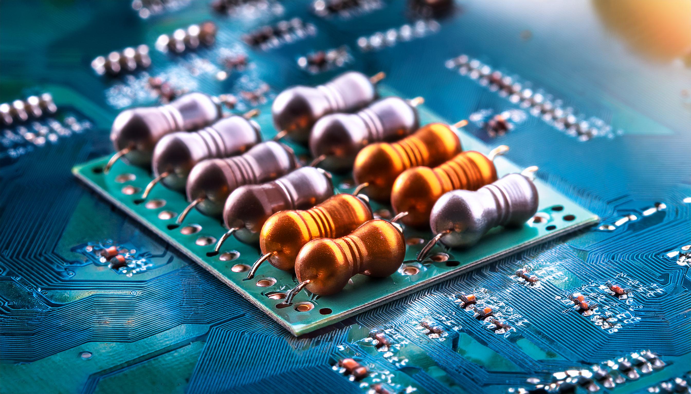 What Are the Types of Electronic Resistors?